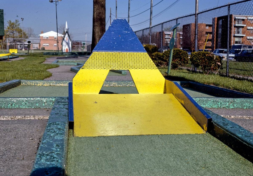 Historic Photo : 1986 Pyramid hole, angle 1, Royal Oak miniature golf, Royal Oak, Michigan | Margolies | Roadside America Collection | Vintage Wall Art :