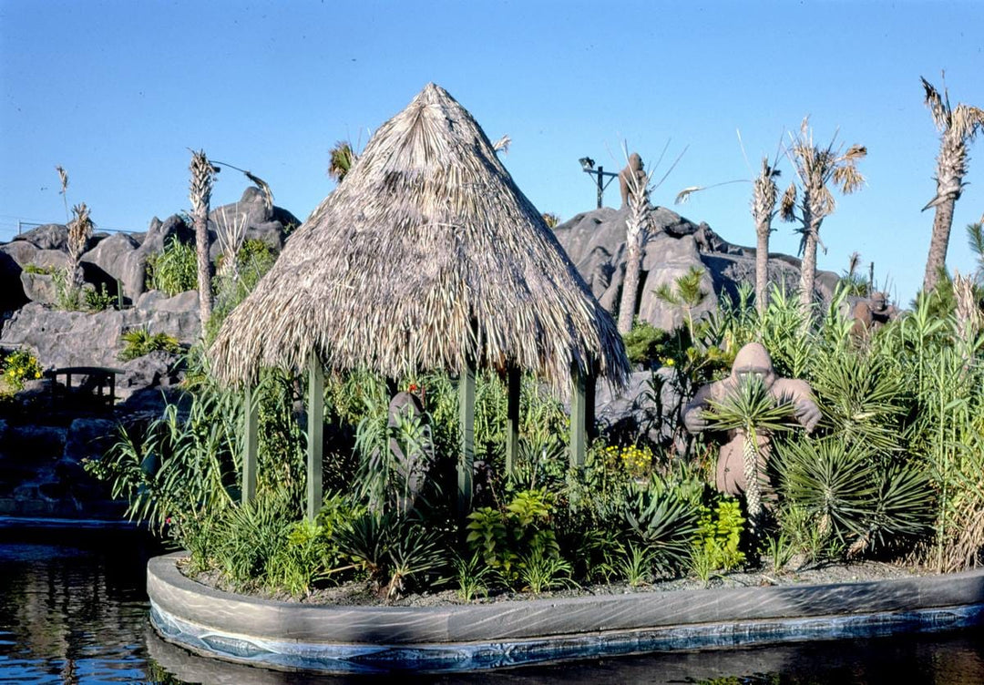 Historic Photo : 1985 Umbrella, Gorilla Country Golf, Atlantic Beach, North Carolina | Margolies | Roadside America Collection | Vintage Wall Art :