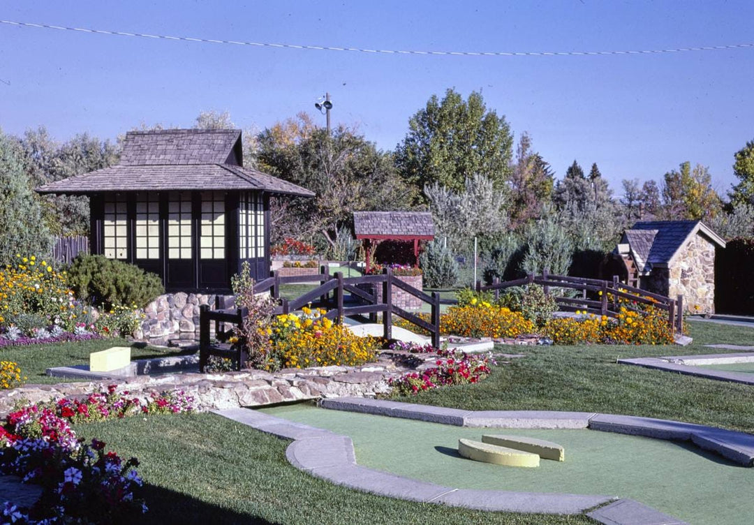 Historic Photo : 1987 Overall 1, Valley View Mini-Golf, Great Falls, Montana | Margolies | Roadside America Collection | Vintage Wall Art :