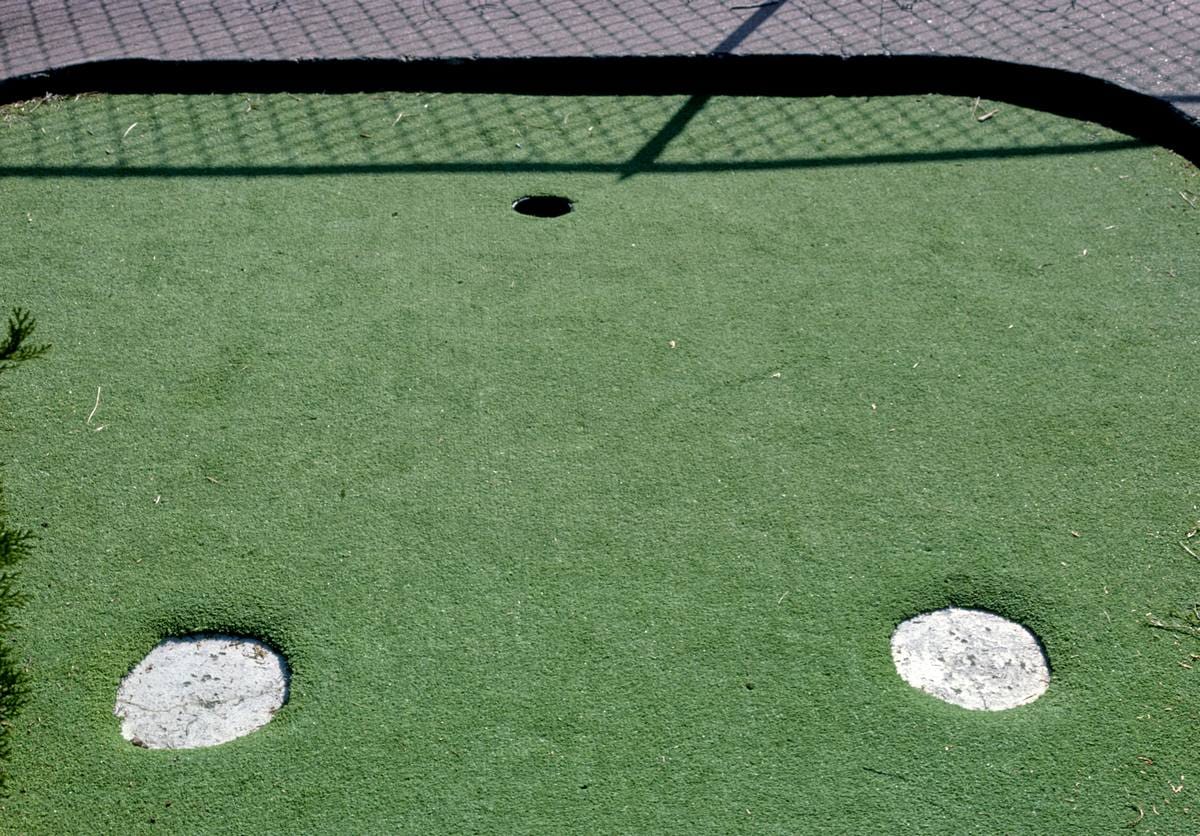 Historic Photo : 1986 Round traps, Jackson Golf World, Route 51, Jackson, Mississippi | Margolies | Roadside America Collection | Vintage Wall Art :