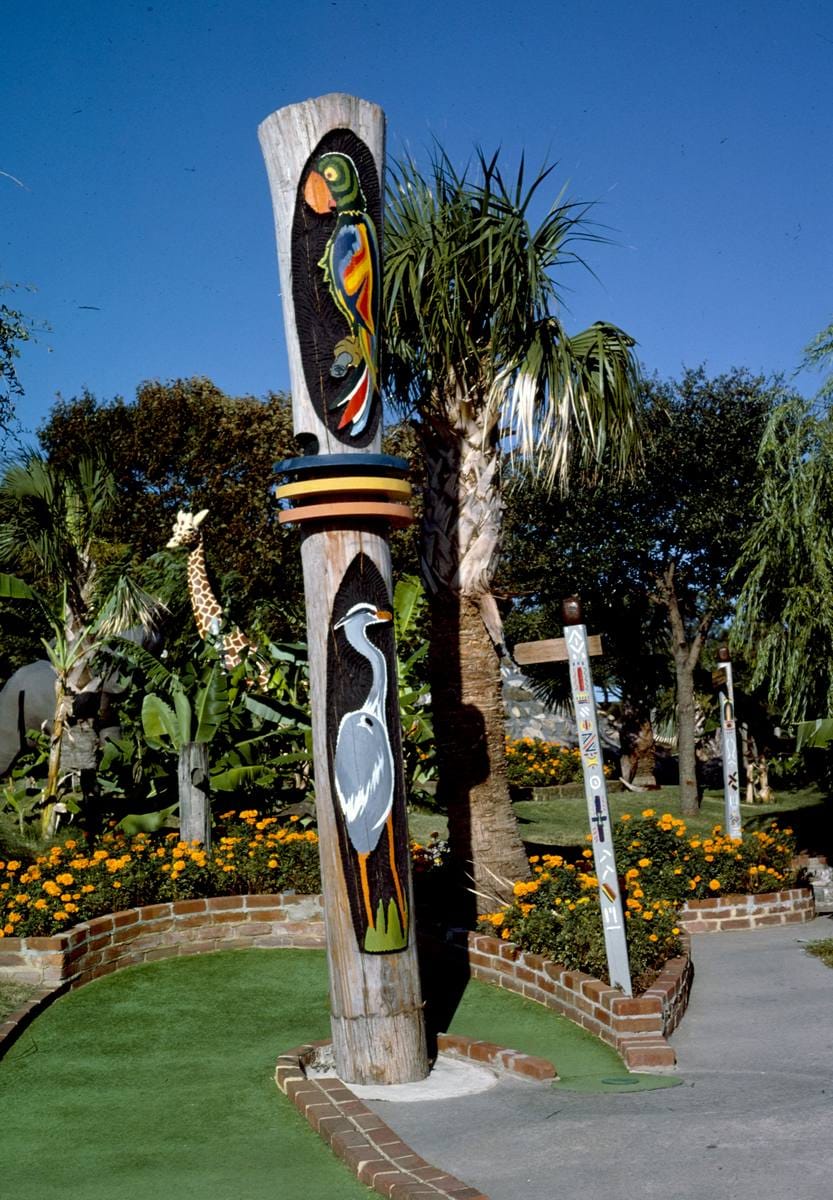 Historic Photo : 1985 Totem and giraffe, Jungle Golf, Virginia Beach, Virginia | Margolies | Roadside America Collection | Vintage Wall Art :