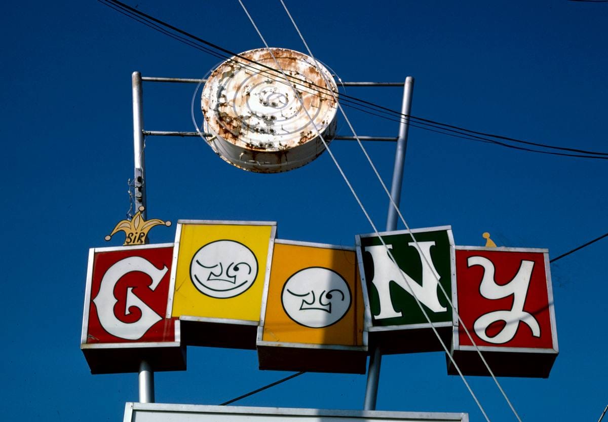 Historic Photo : 1986 Sign, Sir Goony Golf, Chattanooga, Tennessee | Margolies | Roadside America Collection | Vintage Wall Art :