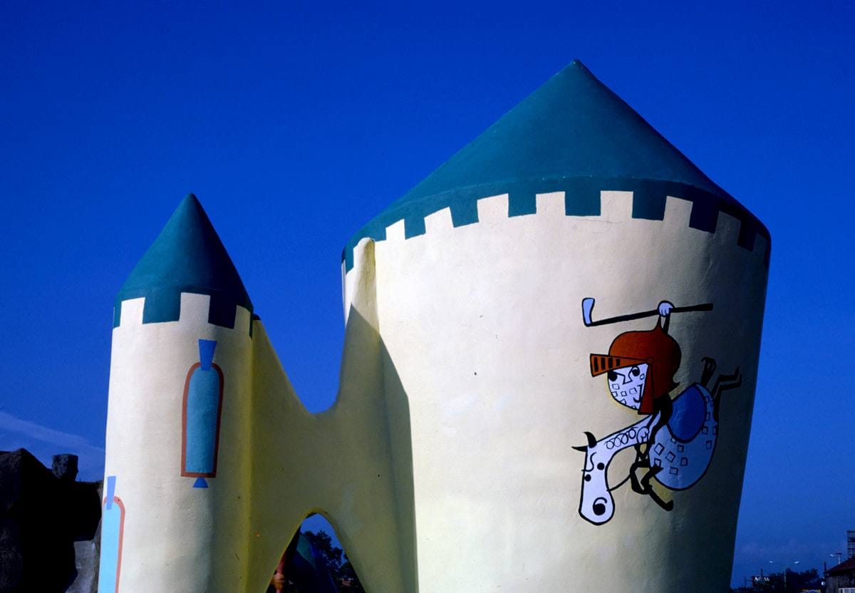 Historic Photo : 1986 Castle detail, Sir Goony Golf, Chattanooga, Tennessee | Margolies | Roadside America Collection | Vintage Wall Art :