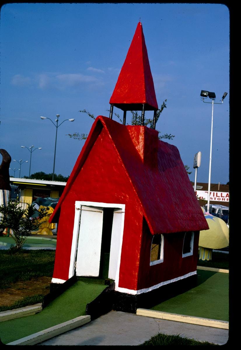 Historic Photo : 1986 Church hole 3, Sir Goony Golf, Chattanooga, Tennessee | Margolies | Roadside America Collection | Vintage Wall Art :