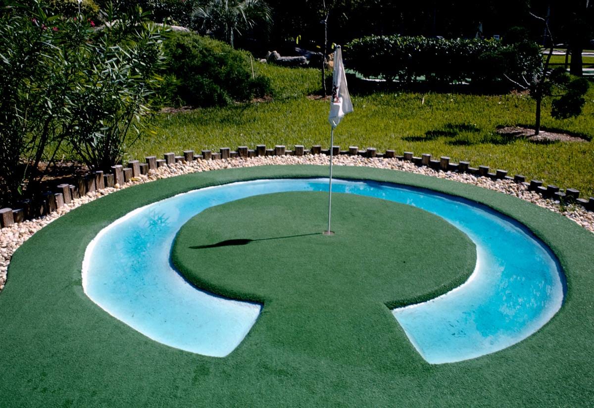 Historic Photo : 1990 Horseshoe hole, straight on, Legendary Golf, Ormond Beach, Florida | Margolies | Roadside America Collection | Vintage Wall Art :