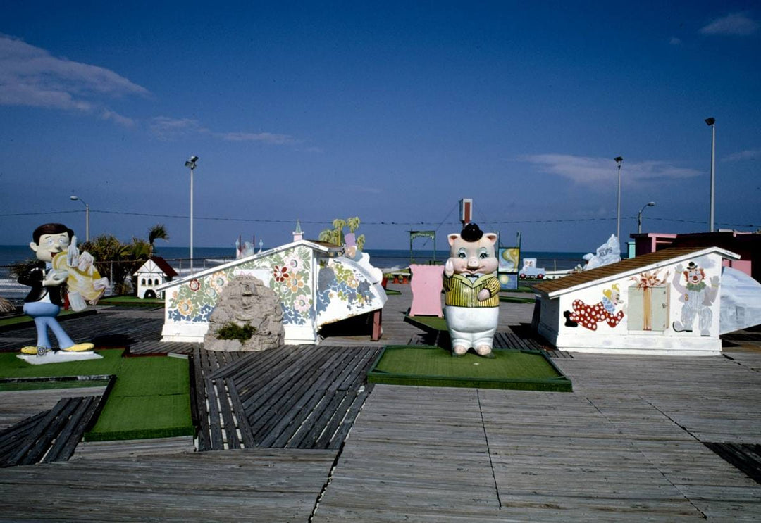 Historic Photo : 1990 Overall 1, Joyland Golf, Daytona Beach, Florida | Margolies | Roadside America Collection | Vintage Wall Art :