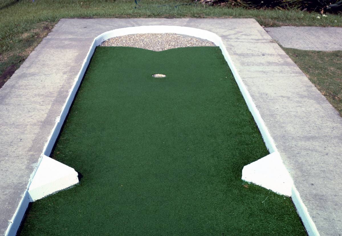 Historic Photo : 1985 Pebble trap hole, Jekyll Island mini golf I, Jekyll Island, Georgia | Margolies | Roadside America Collection | Vintage Wall Art :