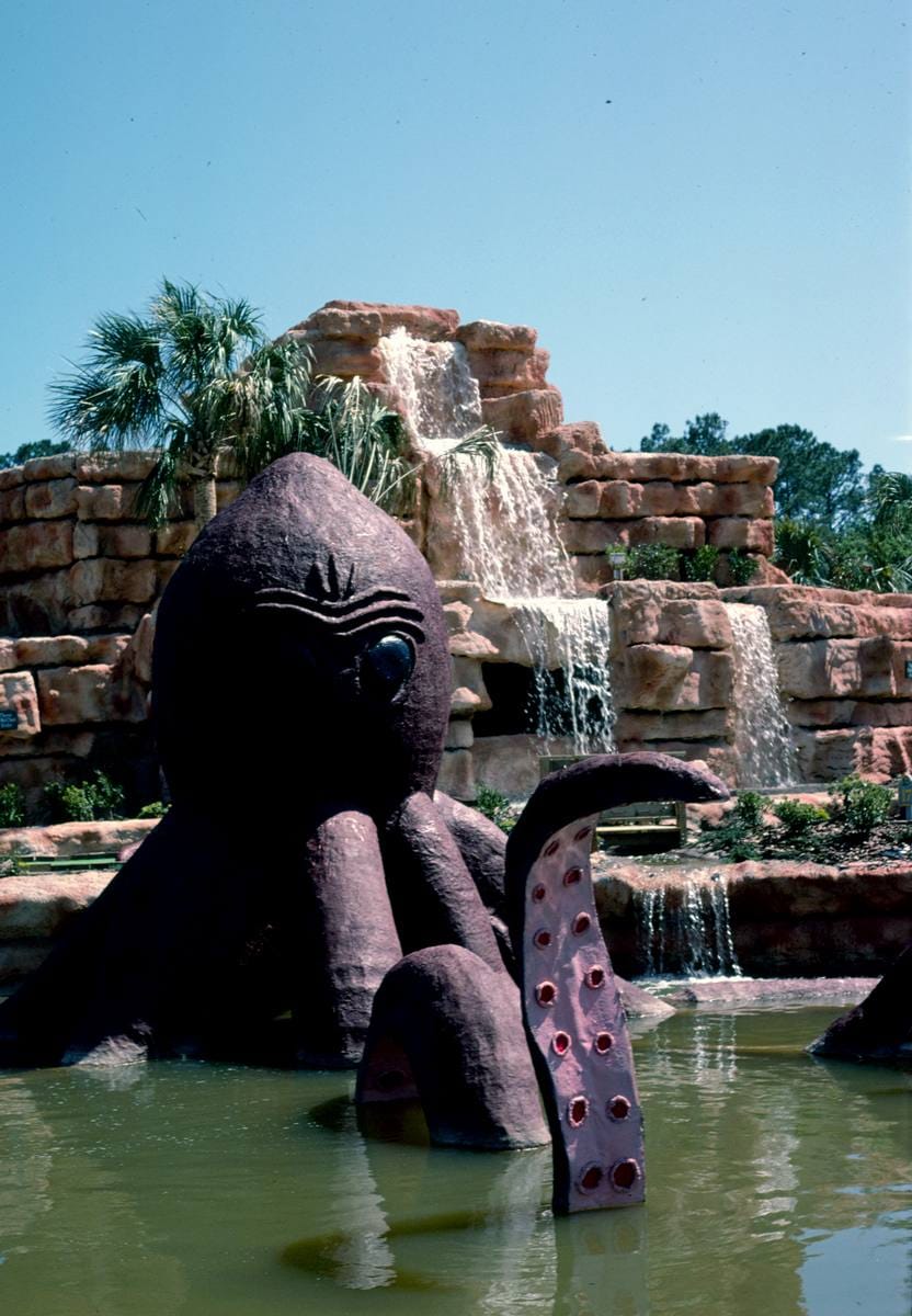 Historic Photo : 1988 Octopus overall, Rainbow Falls Golf, Myrtle Beach, South Carolina | Margolies | Roadside America Collection | Vintage Wall Art :