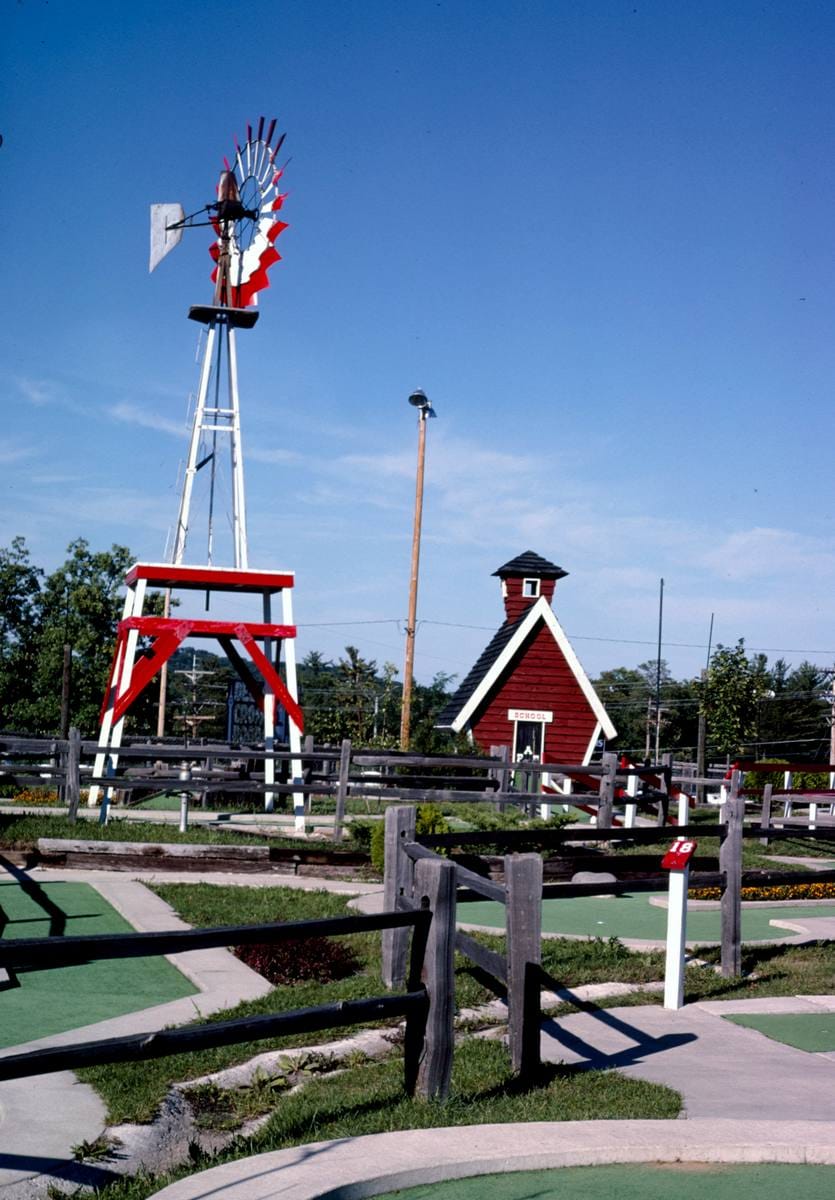 Historic Photo : 1988 Overall Vertical, Old Kilbourn mini golf, Route 12, Wisconsin Dells, Wisconsin | Margolies | Roadside America Collection | Vintage Wall Art :