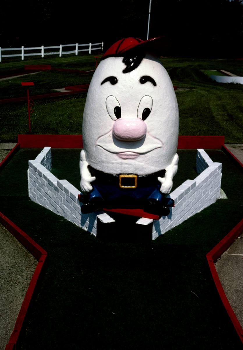 Historic Photo : 1988 Humpty Dumpty, Till's Dairyland and Putt-R-Golf, Route 430, Mansfield, Ohio | Margolies | Roadside America Collection | Vintage Wall Art :