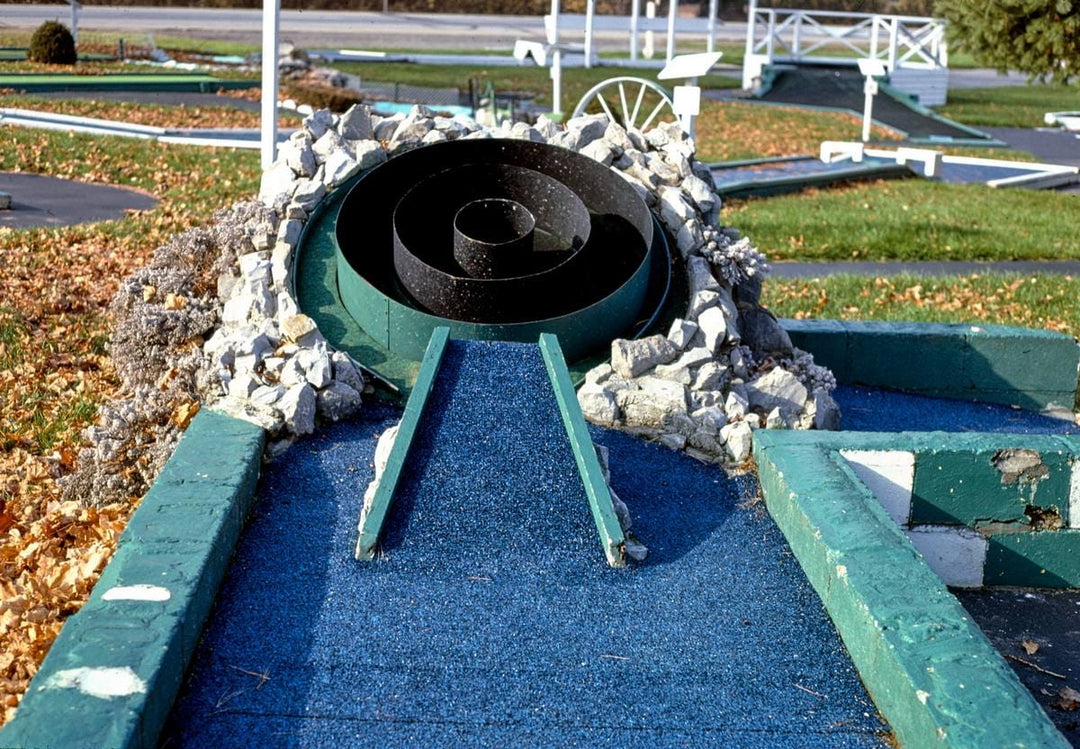 Historic Photo : 1985 Skeet ball hole, Murphy's Golf Center, Saratoga Springs, New York | Margolies | Roadside America Collection | Vintage Wall Art :