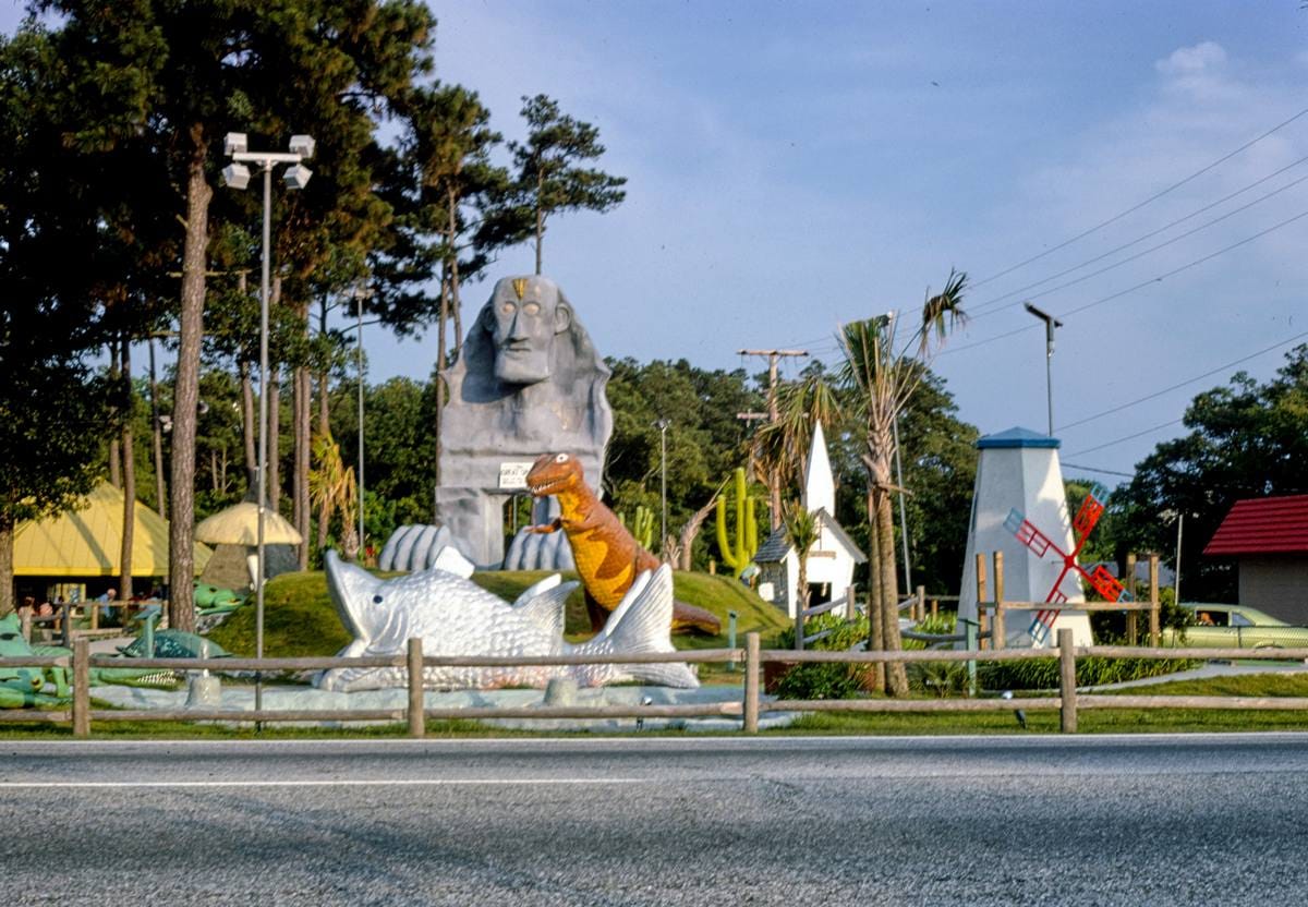 Historic Photo : 1979 Overall view 1, Wacky Golf, Myrtle Beach, South Carolina | Margolies | Roadside America Collection | Vintage Wall Art :