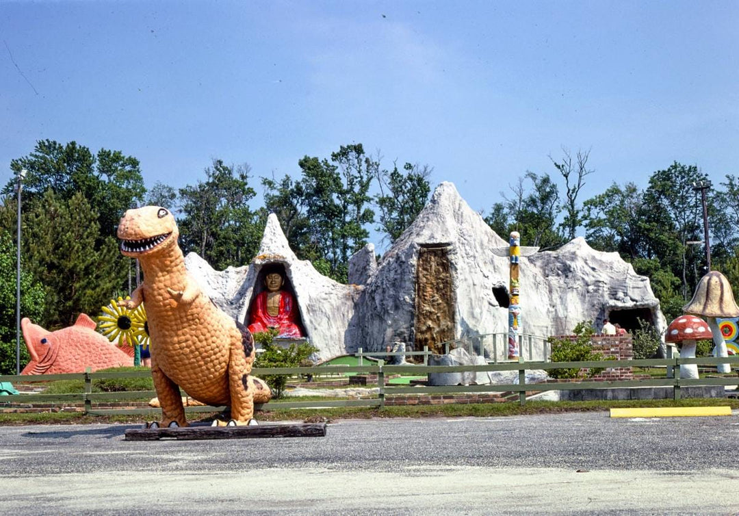 Historic Photo : 1979 Overall view 4, Wacky Golf, Myrtle Beach, South Carolina | Margolies | Roadside America Collection | Vintage Wall Art :