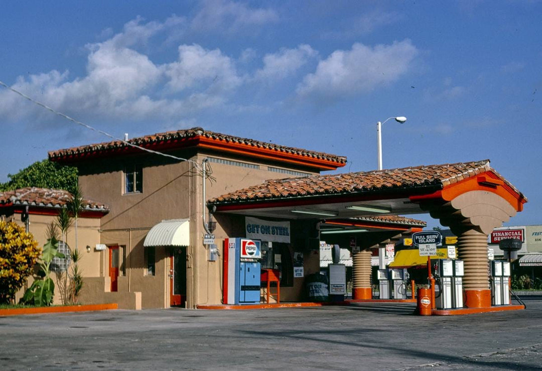 Historic Photo : 1980 Gulf Gas, Miami, Florida | Margolies | Roadside America Collection | Vintage Wall Art :