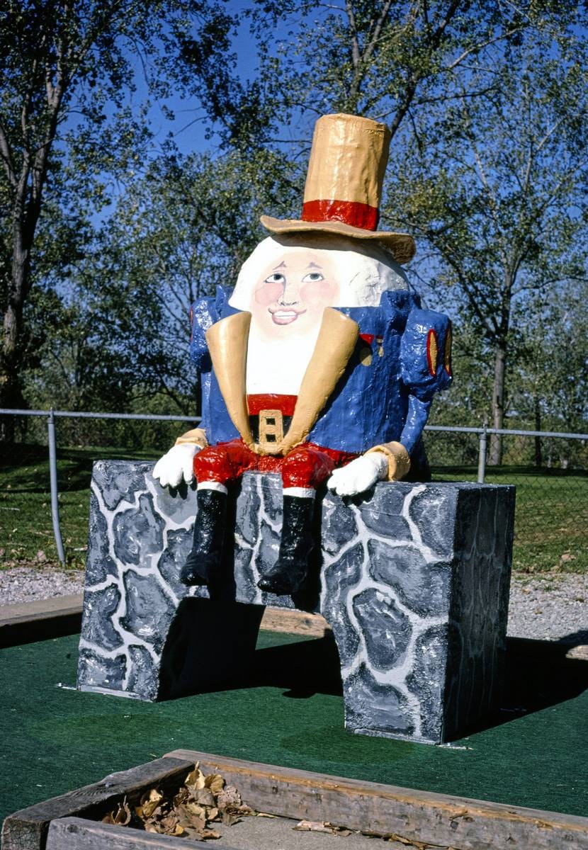 Historic Photo : 1988 Tower Tee mini golf, Humpty Dumpty, Heege Road, Saint Louis, Missouri | Margolies | Roadside America Collection | Vintage Wall Art :