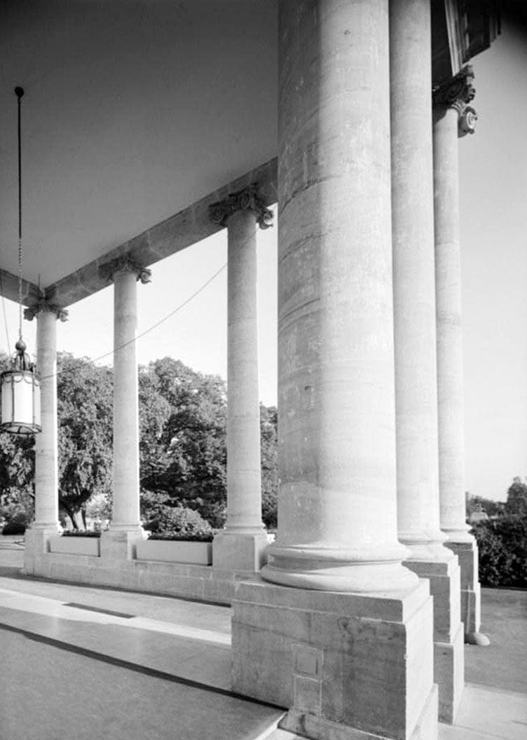 Historic Photo : White House, 1600 Pennsylvania Avenue, Northwest, Washington, District of Columbia, DC 189 Photograph