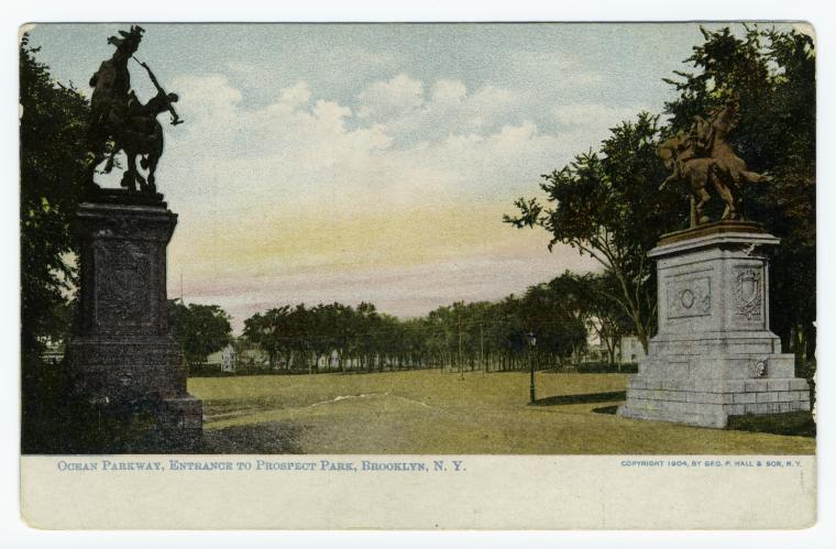 Art Print : Ocean Parkway, Entrance to Prospect Park, Brooklyn, N.Y, 1904 - Vintage Wall Art