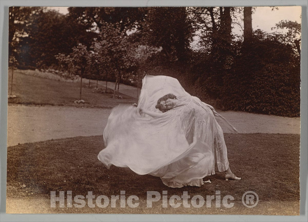 Photo Print : Samuel Joshua Beckett - Loie Fuller Dancing 2 v.1 : Vintage Wall Art