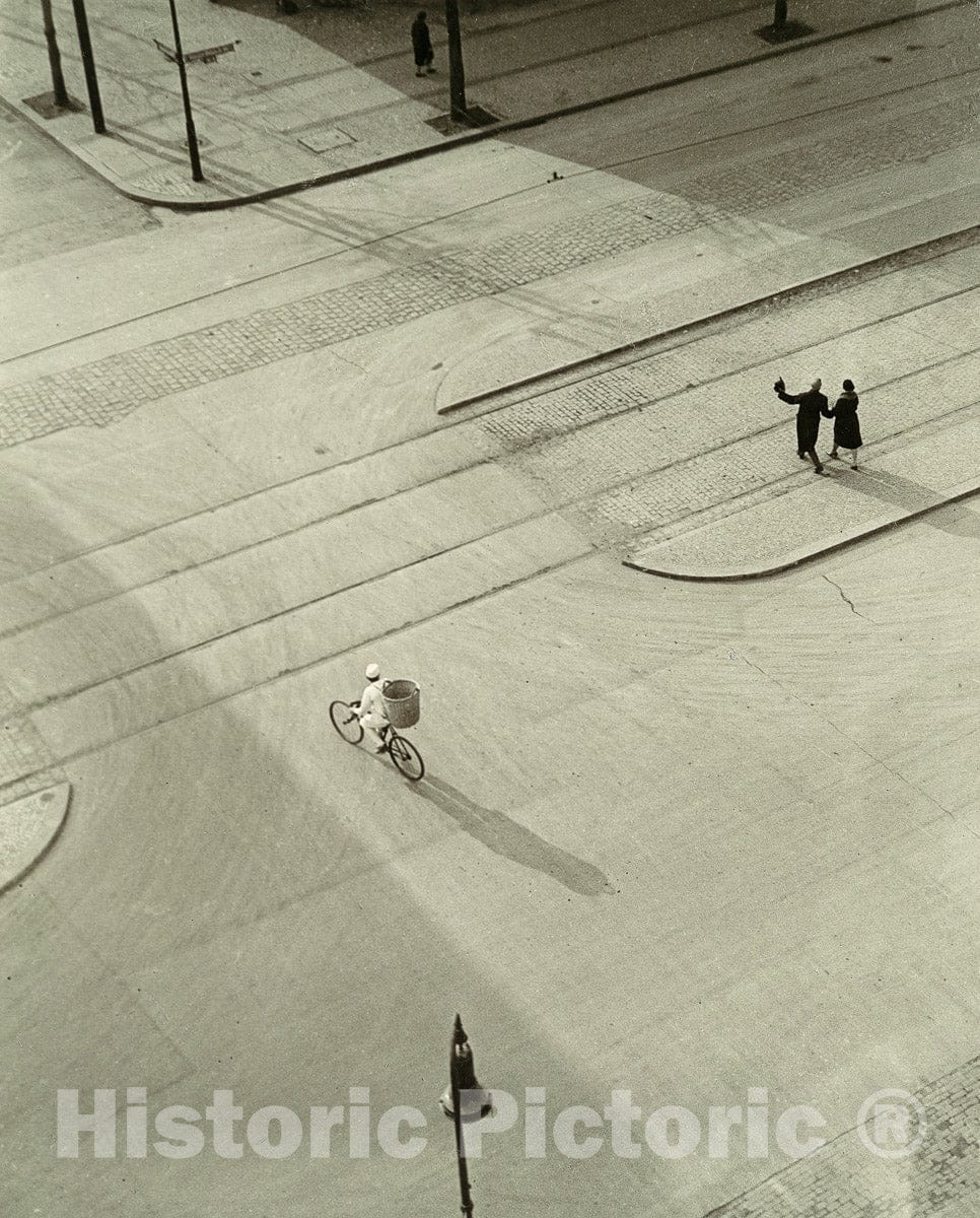 Photo Print : László Moholy-Nagy - 7 A.M. (New Year's Morning) : Vintage Wall Art