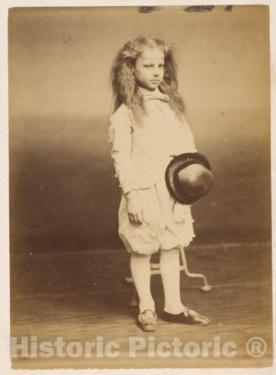 Photo Print : Pierre-Louis Pierson - L'Enfant Blanc 1 : Vintage Wall Art