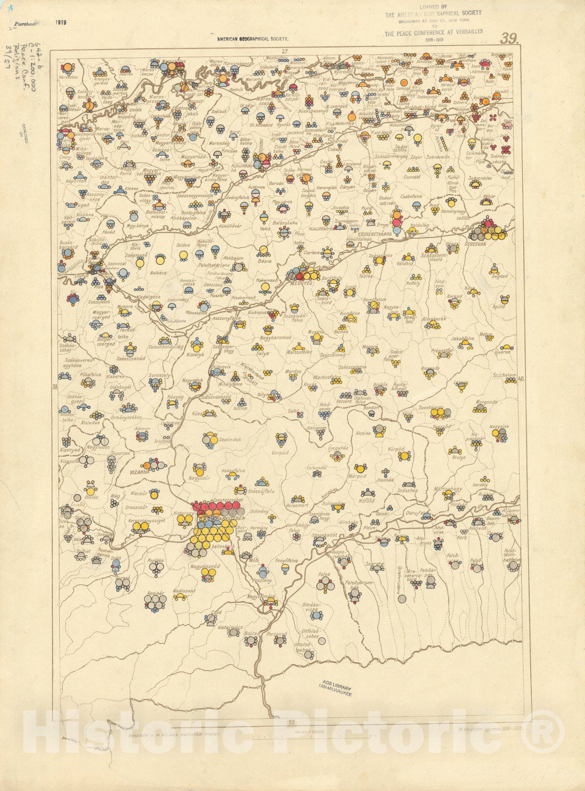 Historic Map : The Communes of Hungary showing the distribution of the religions 1918 31