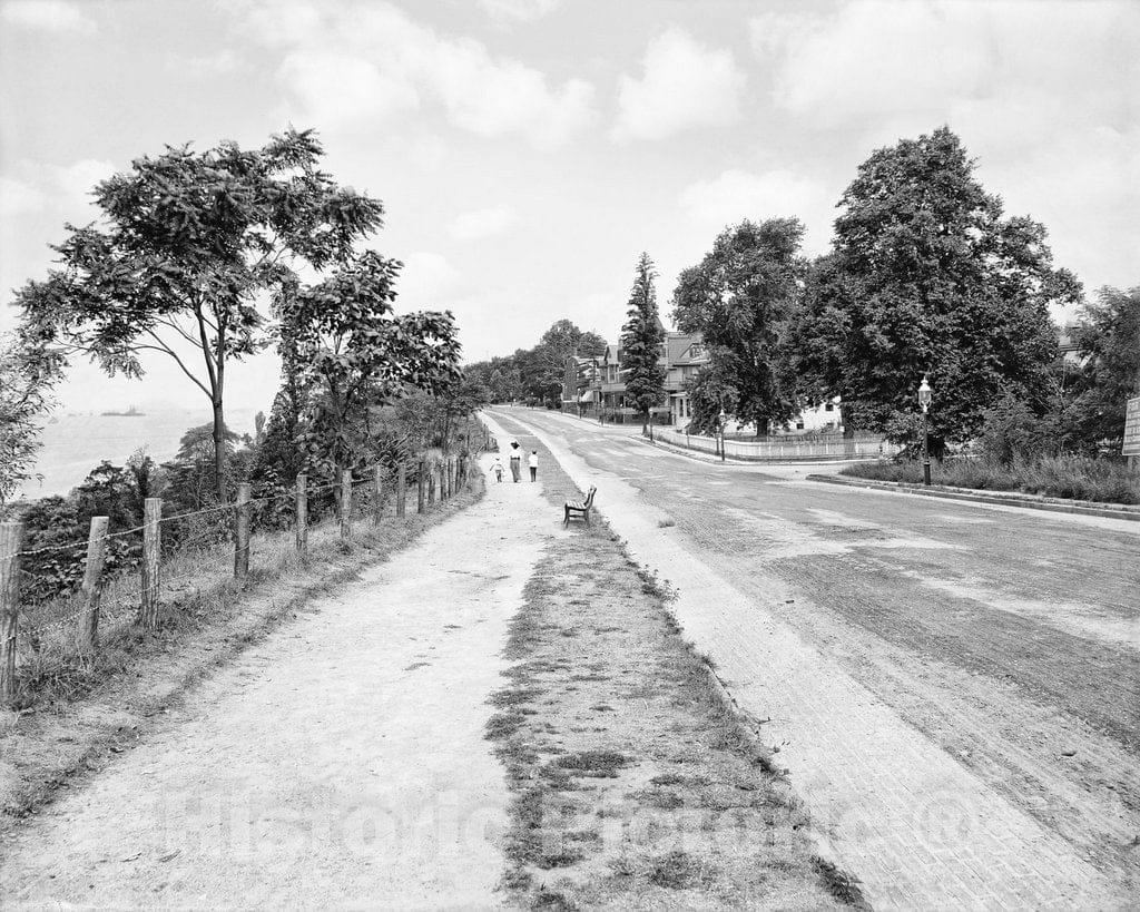 Historic Black & White Photo - Brooklyn, New York - Shore Road, c1905 -