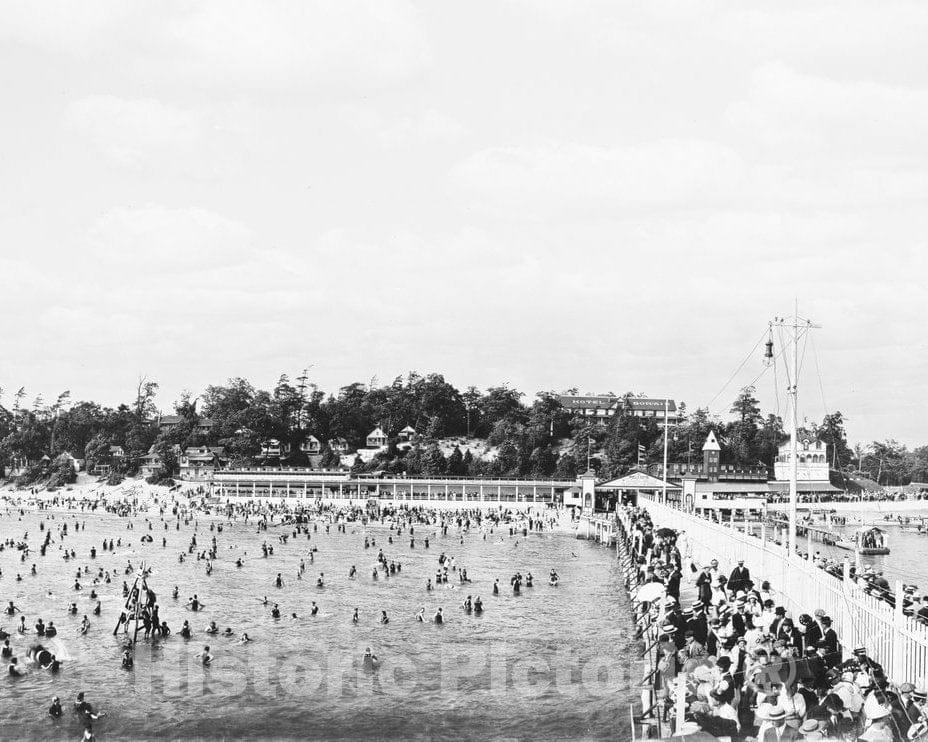 Historic Black & White Photo - Buffalo, New York - Celebrating at the Buffalo Yacht Club, c1913 -