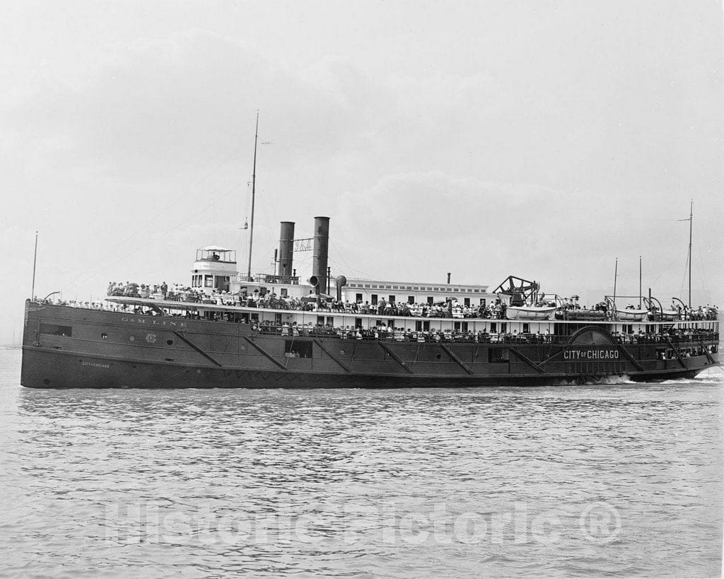 Historic Black & White Photo - Chicago, Illinois - A Steamer on Lake Michigan, c1910 -