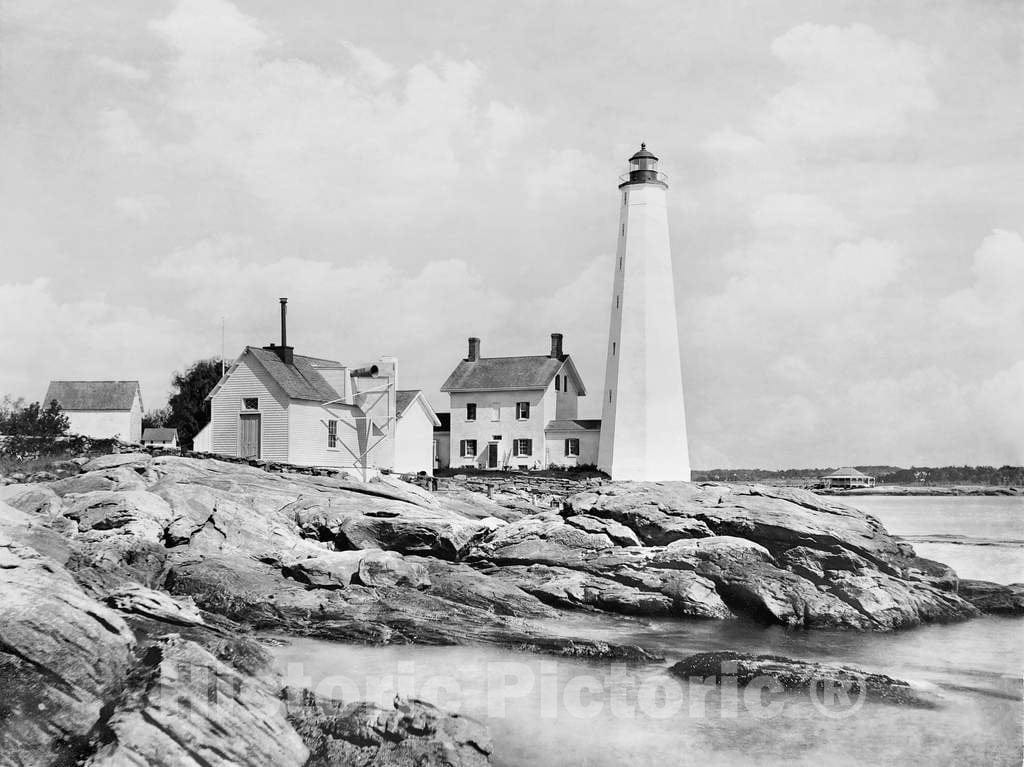 Historic Black & White Photo - New London, Connecticut - The New London Harbor Lighthouse, c1900 -