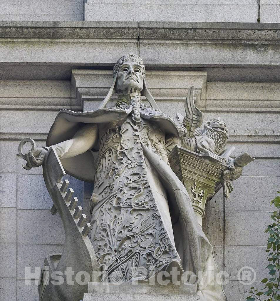 Photo - Sculpture Seafaring Nations, Venice on Facade, Alexander Hamilton U.S. Custom House, New York, New York- Fine Art Photo Reporduction