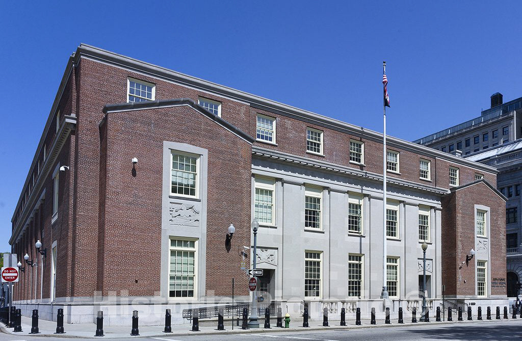 Providence, RI Photo - Exterior, Angle View, John O. Pastore Federal Building, Providence, Rhode Island