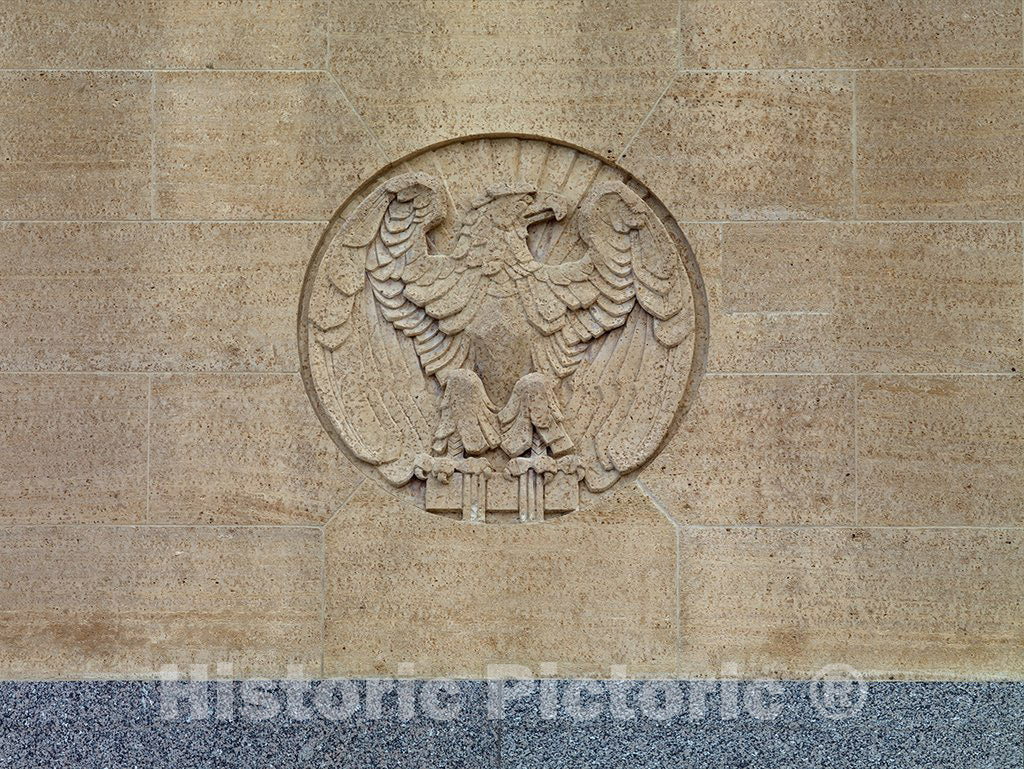 Davenport, IA Photo - Exterior Detail, United States Courthouse, Davenport, Iowa