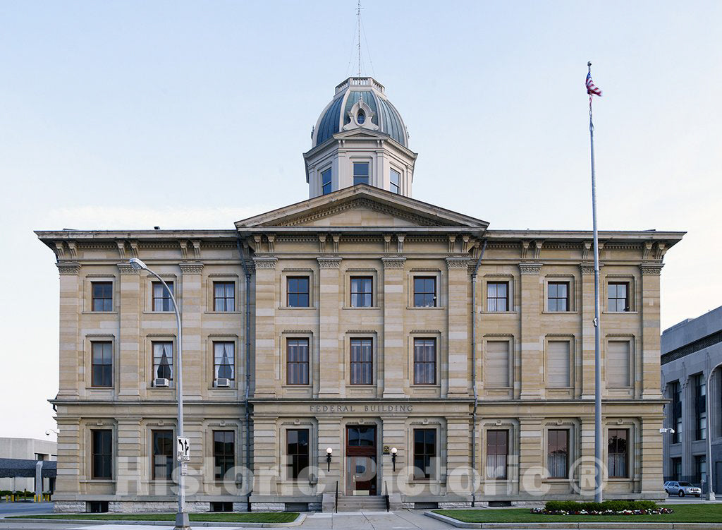 Port Huron, MI Photo - Full front, Federal Building and U.S. Courthouse, Port Huron, Michigan