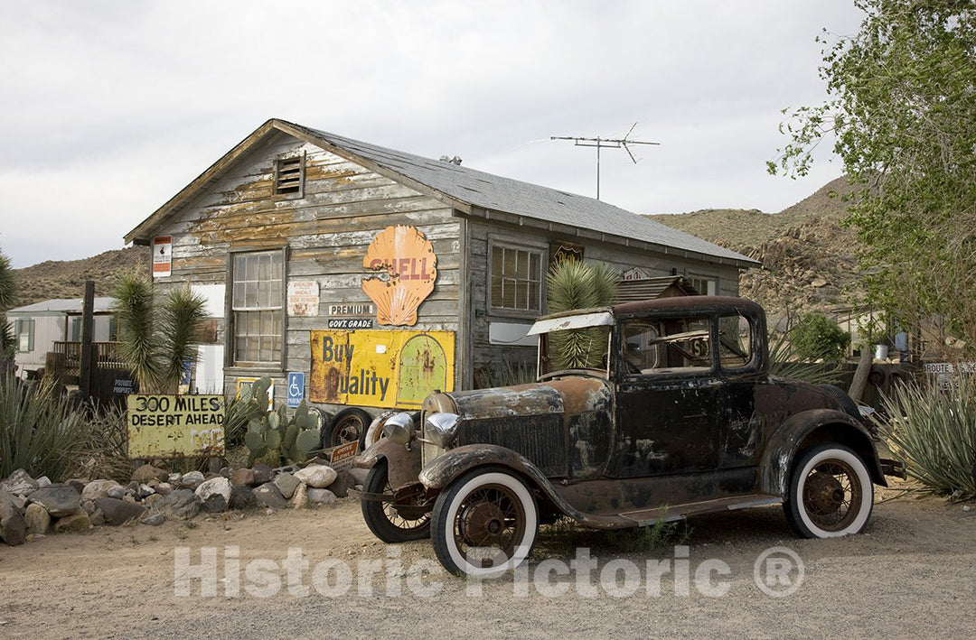 Hackberry, AZ Photo - Antique Car, Hackberry General Store, Route 66-