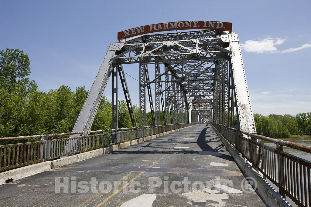 New Harmony, in Photo - Bridge to New Harmony, Indiana