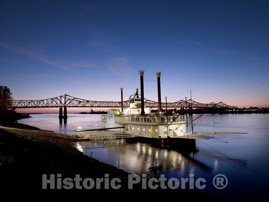 Natchez, MS Photo - Casino Boat on The Mississippi River, Natchez, Mississippi-