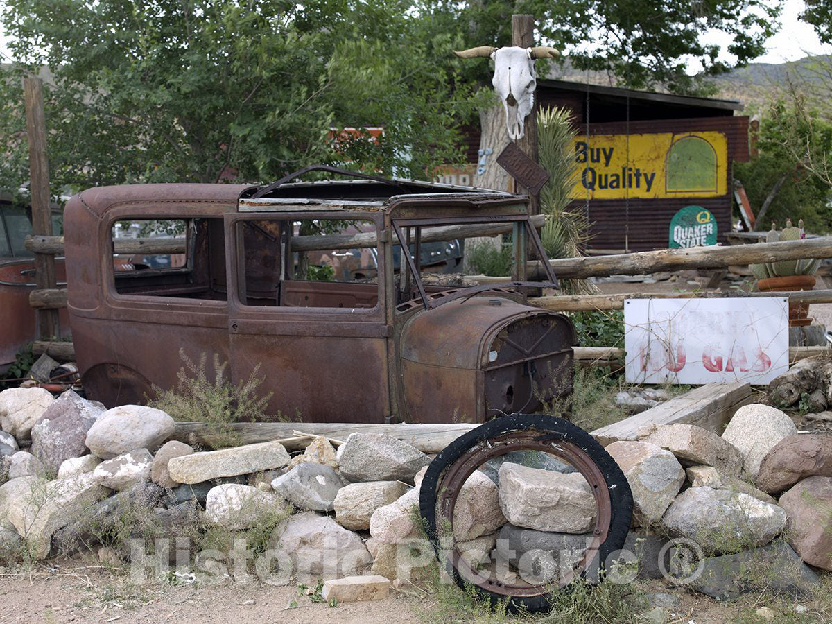 Hackberry, AZ Photo - Old car, Hackberry General Store, Hackberry, Arizona