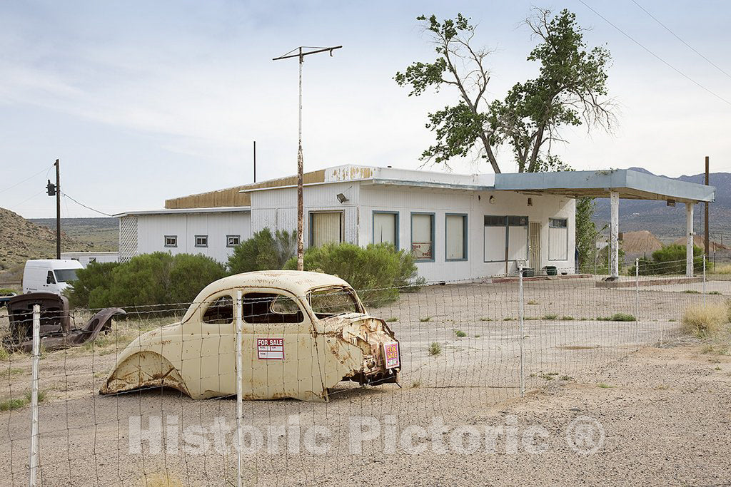 Truxton, AZ Photo - Old car and Gas Station, Route 66, Truxton, Arizona