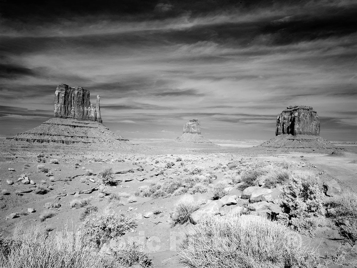 Monument Valley, AZ Photo