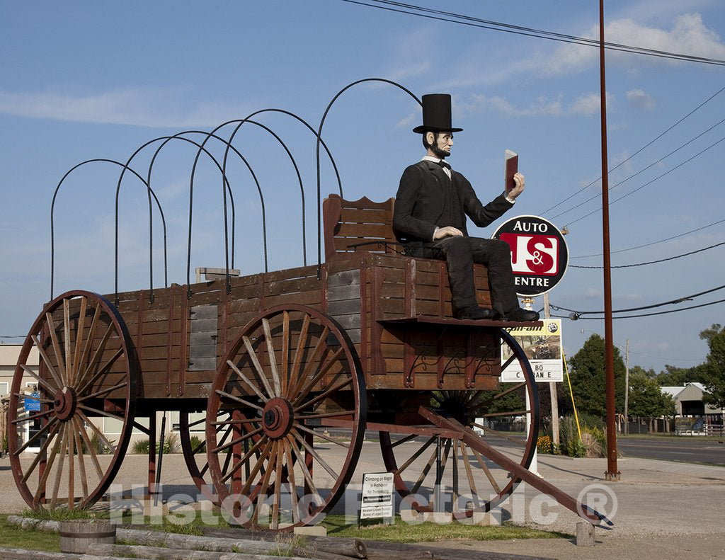 Lincoln, IL Photo - Abe Lincoln Sits on a Wagon, Route 66, Lincoln, Illinois