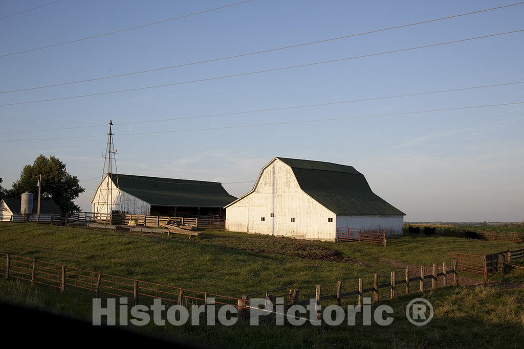 Montana Photo - Barns in Rural Montana