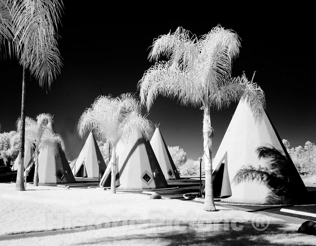 San Bernardino, CA Photo - Wigwam Motel, San Bernardino, California