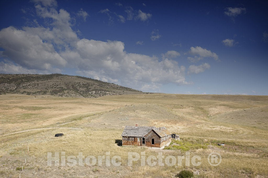 Montana Photo - Old House, Rural Montana