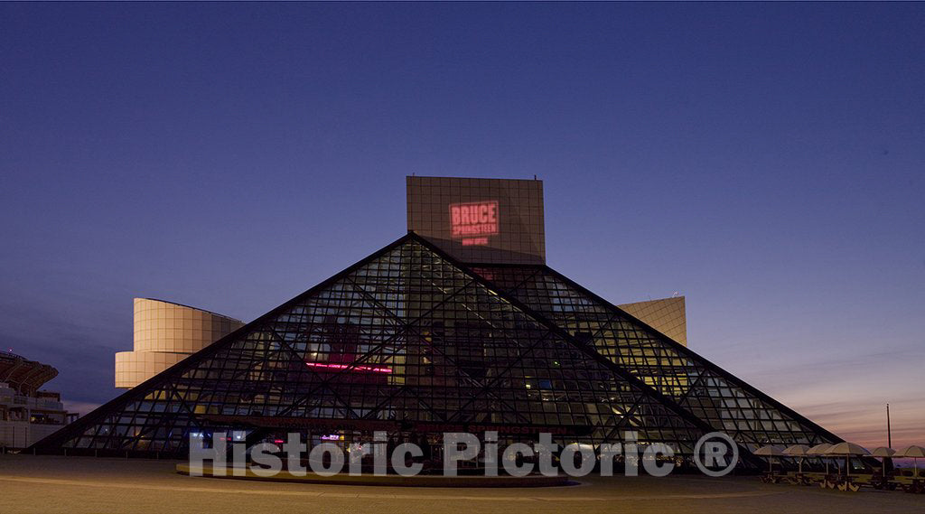 Cleveland, OH Photo - Rock and Roll Hall of Fame, Cleveland, Ohio