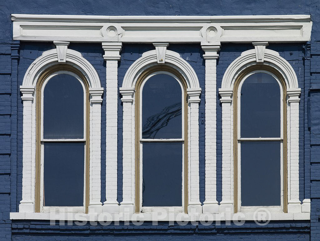 Port Huron, MI Photo - Historic window detail, Port Huron, Michigan