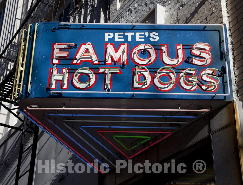 Birmingham, AL Photo - Pete's Famous Hot Dogs, Birmingham, Alabama