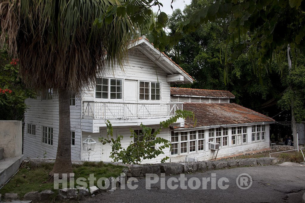 Havana, Cuba Photo - Ernest Hemingway's home in Havana, Cuba