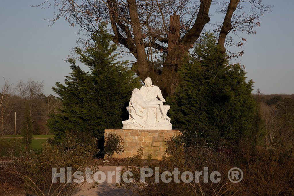 Hanceville, AL Photo - Shrine of The Most Blessed Sacrament of Our Lady of The Angels Monastery, Hanceville, Alabama