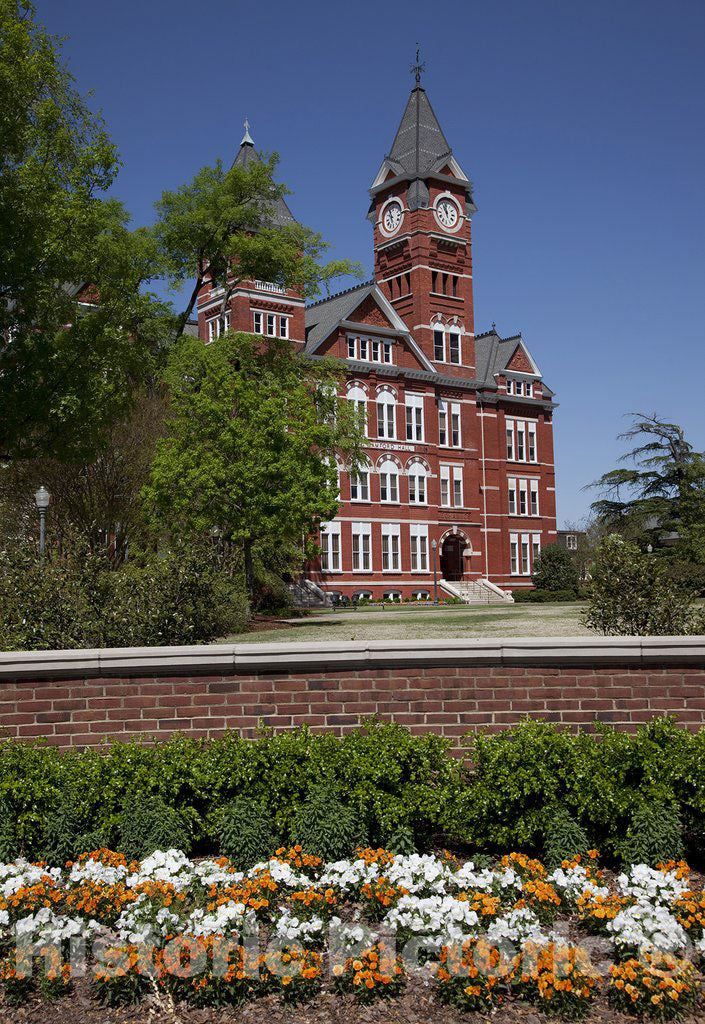 Auburn, AL Photo - William J. Samford Hall is a structure on the campus of Auburn University in Auburn, Alabama