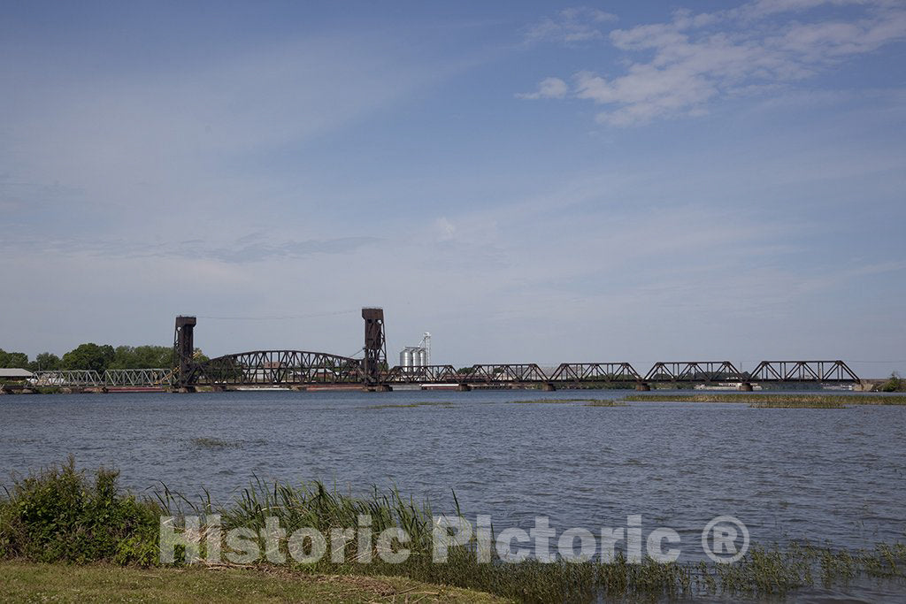 Decatur, AL Photo - Railroad Bridge, Decatur, Alabama